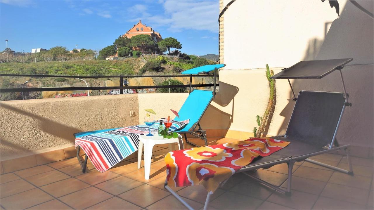 Claire Seaview & Beach-Apartment Montgat Exterior foto